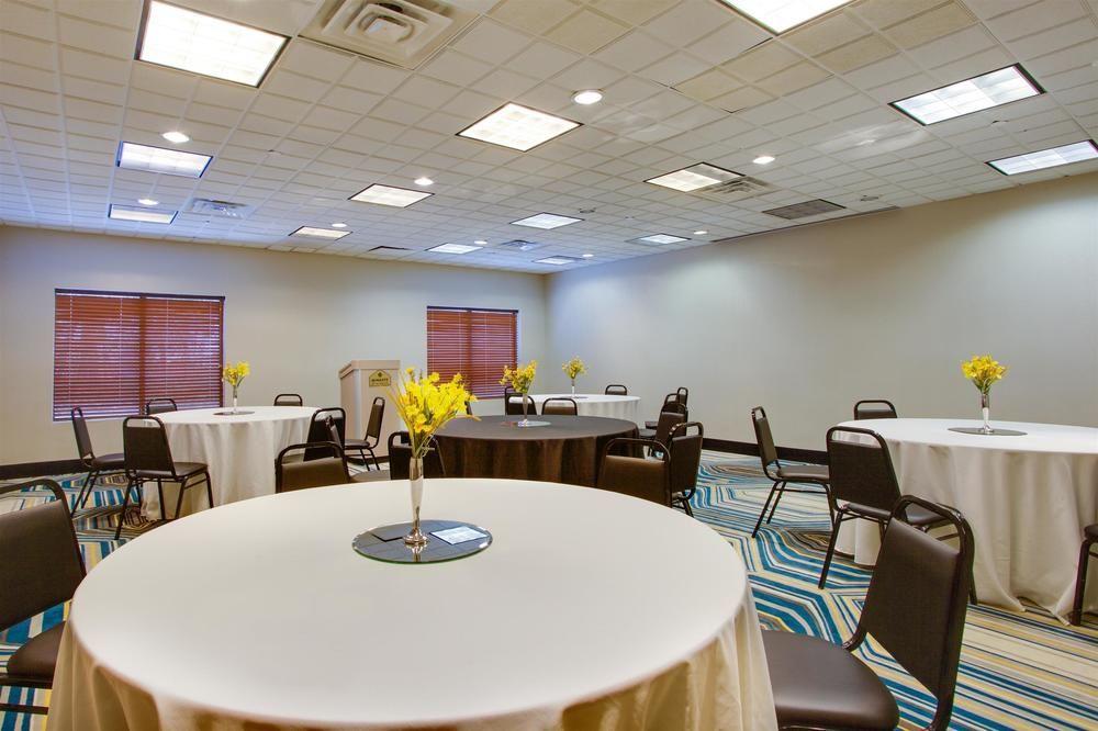 Fairfield Inn & Suites By Marriott Virginia Beach/Norfolk Airport Ngoại thất bức ảnh