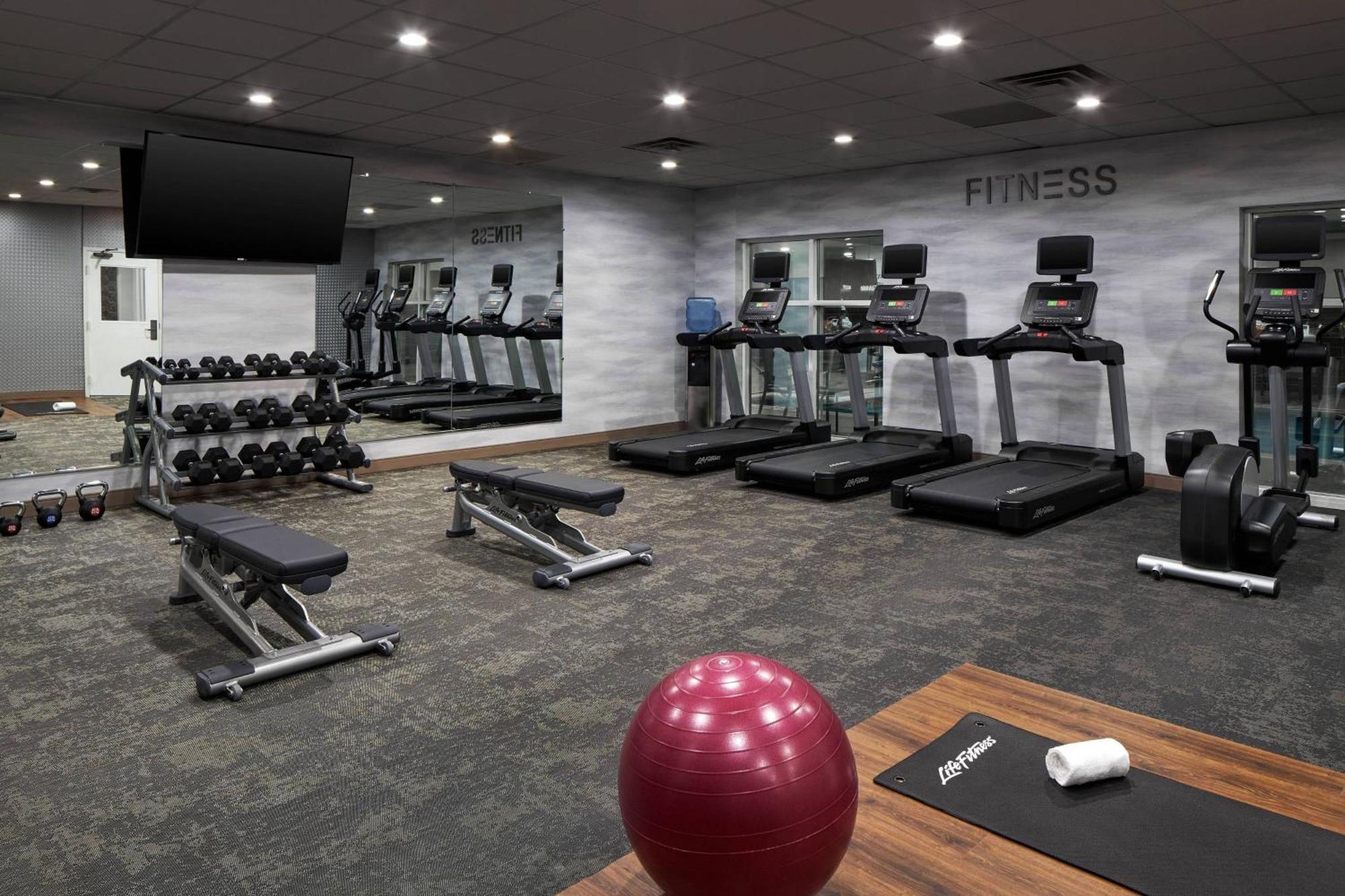 Fairfield Inn & Suites By Marriott Virginia Beach/Norfolk Airport Ngoại thất bức ảnh